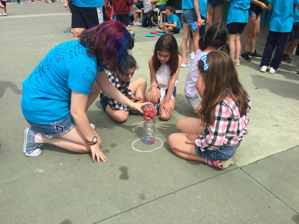 Fotos: Fiestas y II Marcha Solidaria del Colegio Sagrado Corazón-La Anunciata de Valladolid