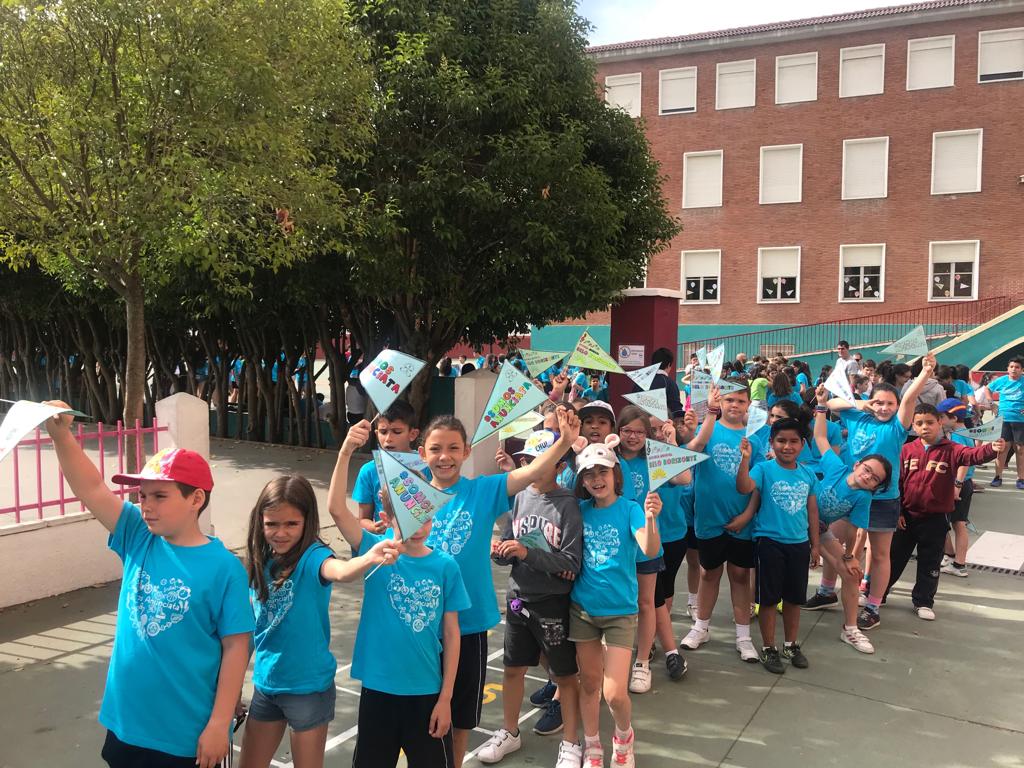 Fotos: Fiestas y II Marcha Solidaria del Colegio Sagrado Corazón-La Anunciata de Valladolid