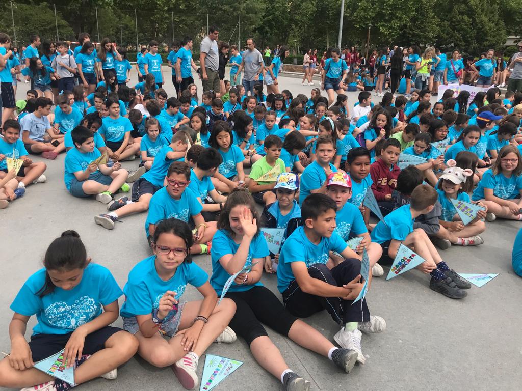 Fotos: Fiestas y II Marcha Solidaria del Colegio Sagrado Corazón-La Anunciata de Valladolid