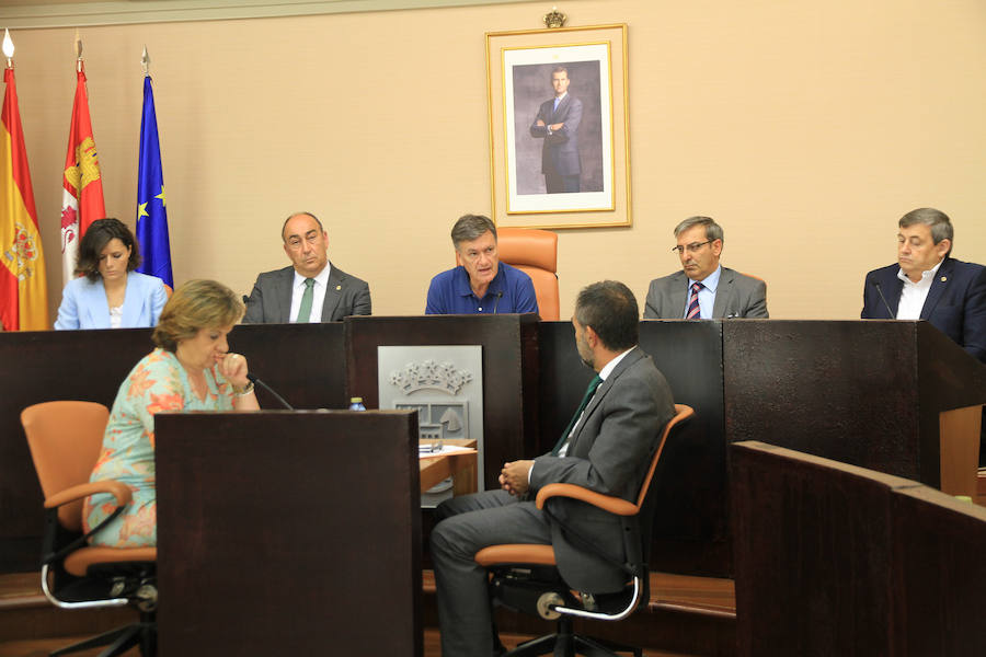 Fotos: Pleno de la Diputación