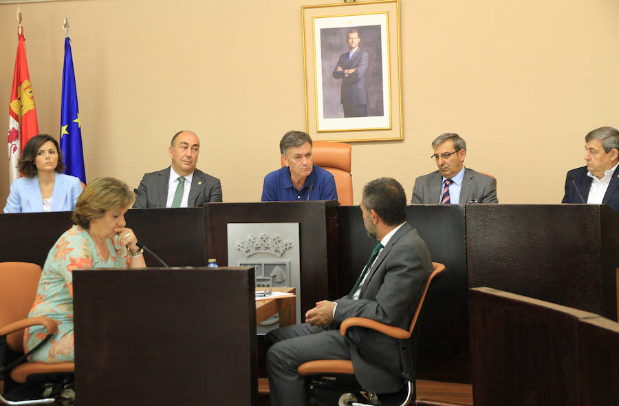 Fotos: Pleno de la Diputación