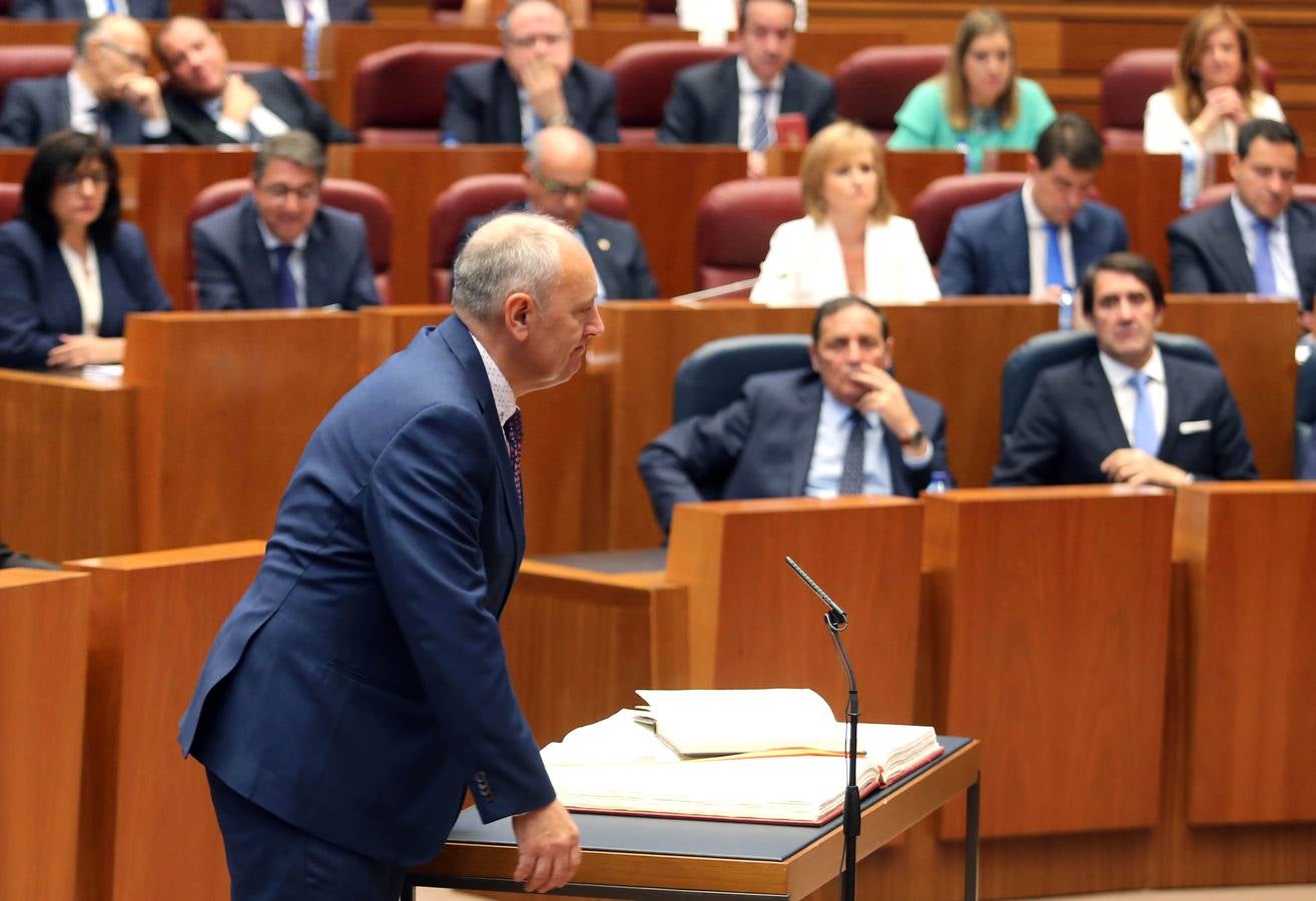 Fotos: Toma de posesión de los nuevos procuradores de las Cortes de Castilla y León