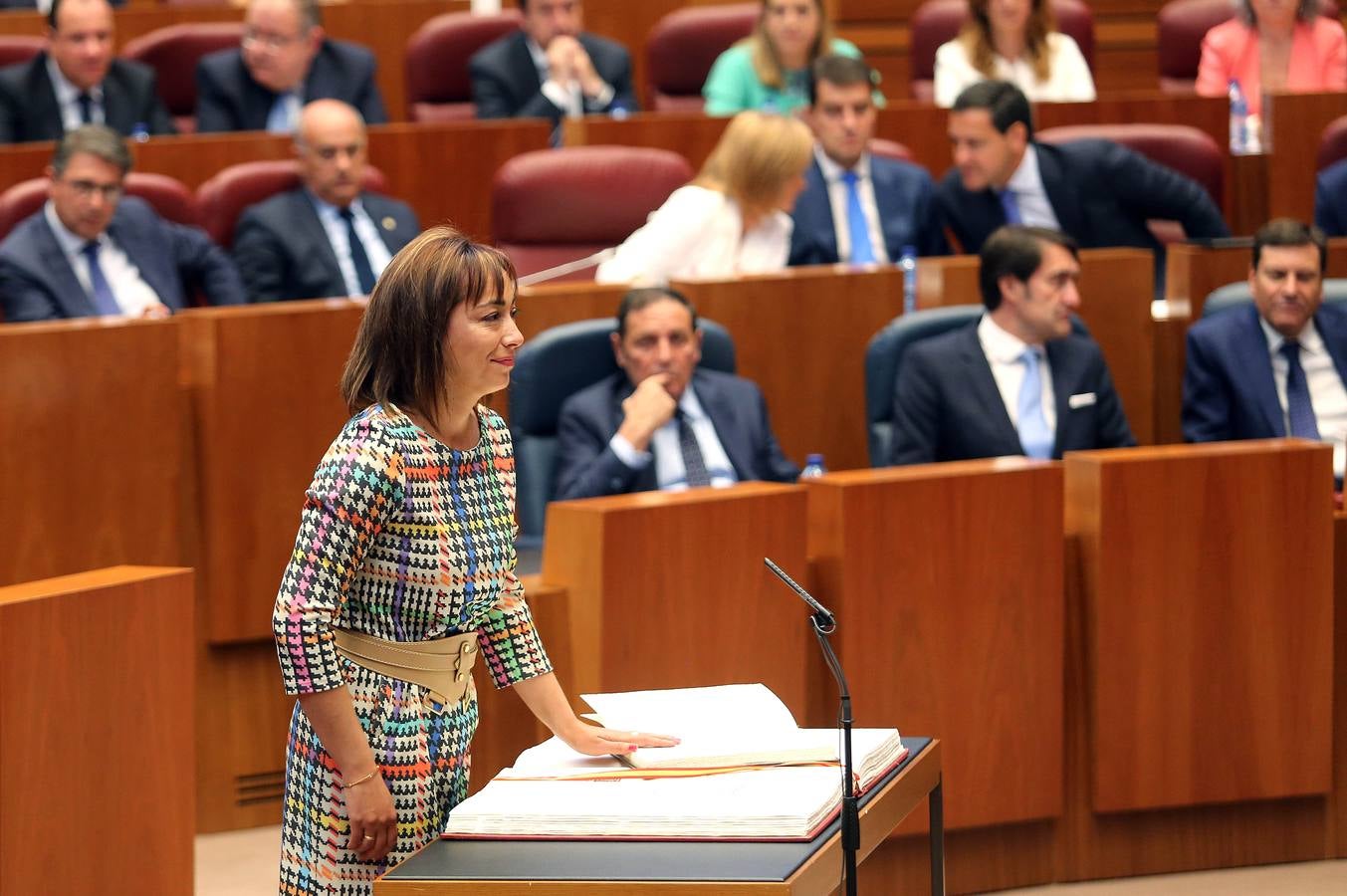 Fotos: Toma de posesión de los nuevos procuradores de las Cortes de Castilla y León