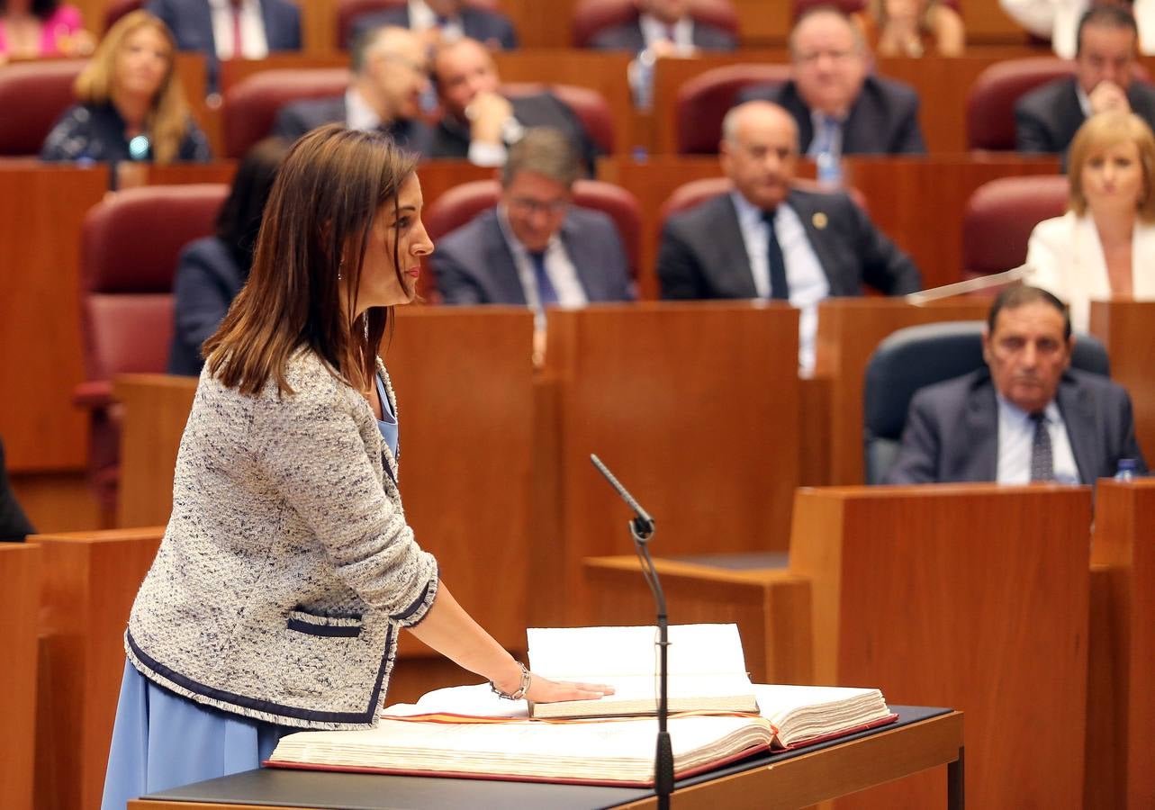 Fotos: Toma de posesión de los nuevos procuradores de las Cortes de Castilla y León
