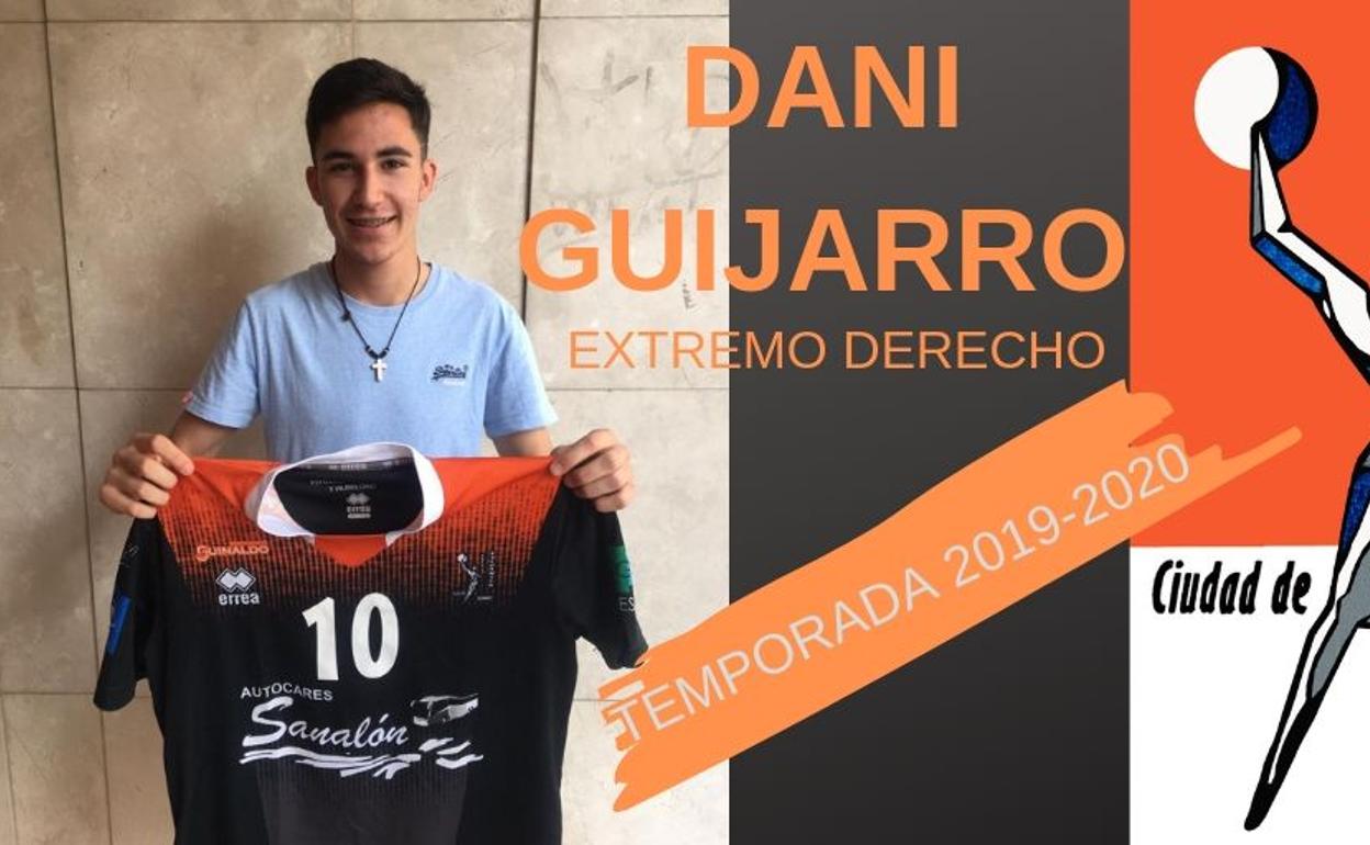 El extremo Dani Guijarro, primer fichaje del BM Salamanca 2019-2020