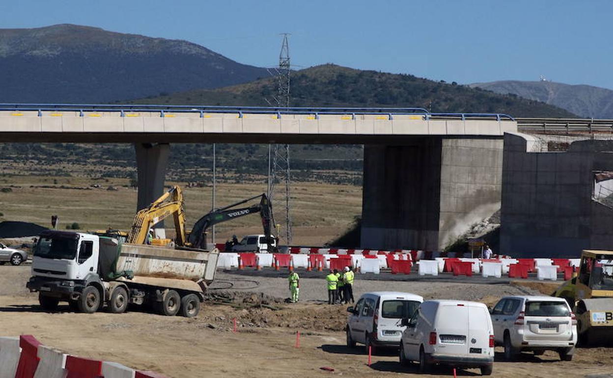 Obras de la variante de Segovia. 