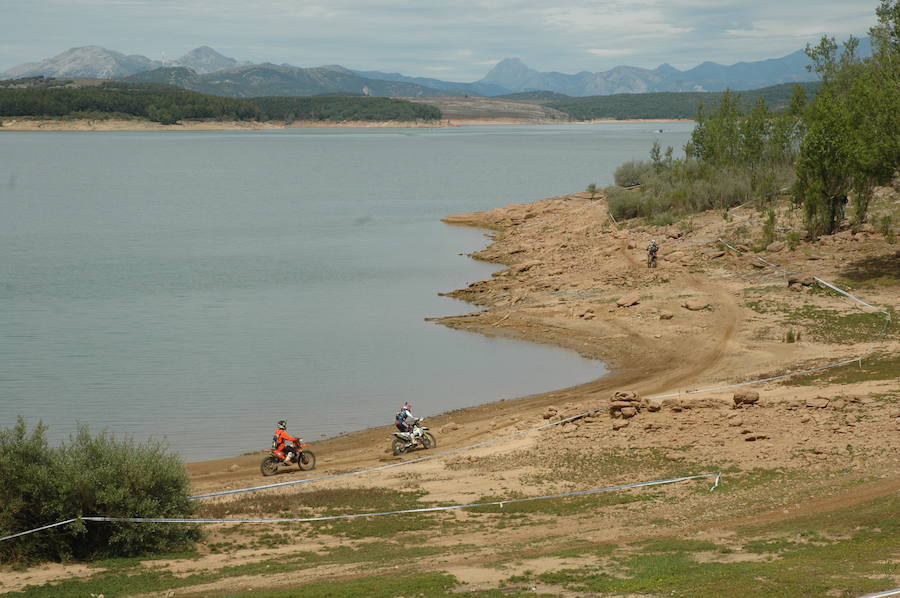 Fotos: El Hixpania conquista Aguilar de Campoo