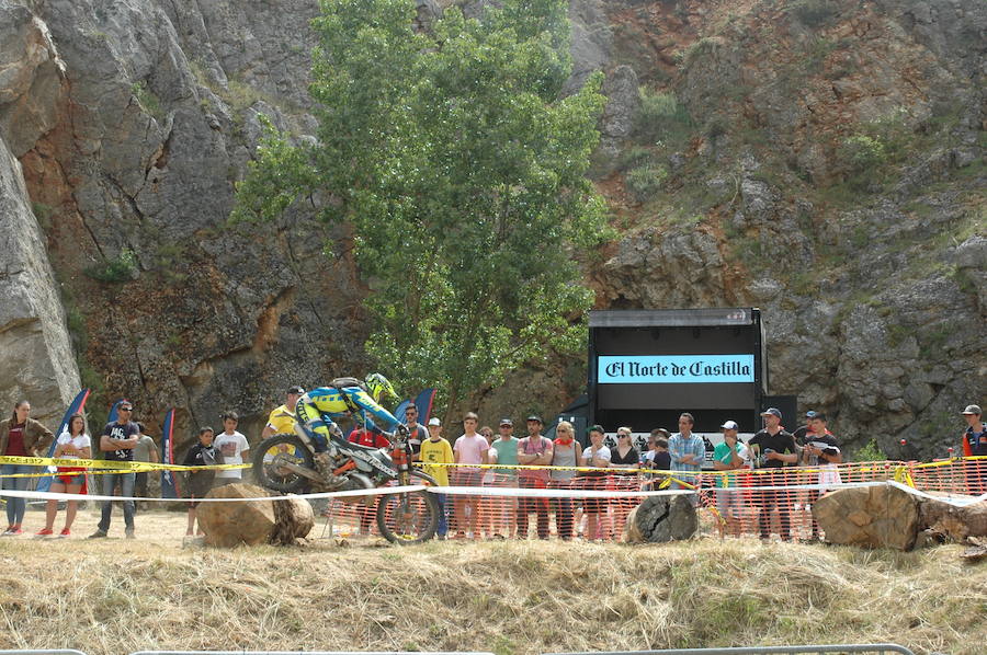 Fotos: El Hixpania conquista Aguilar de Campoo