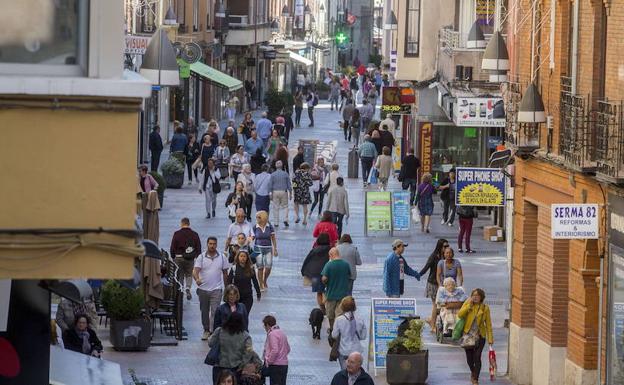 El incremento en la llegada de extranjeros modera la pérdida de población en Valladolid