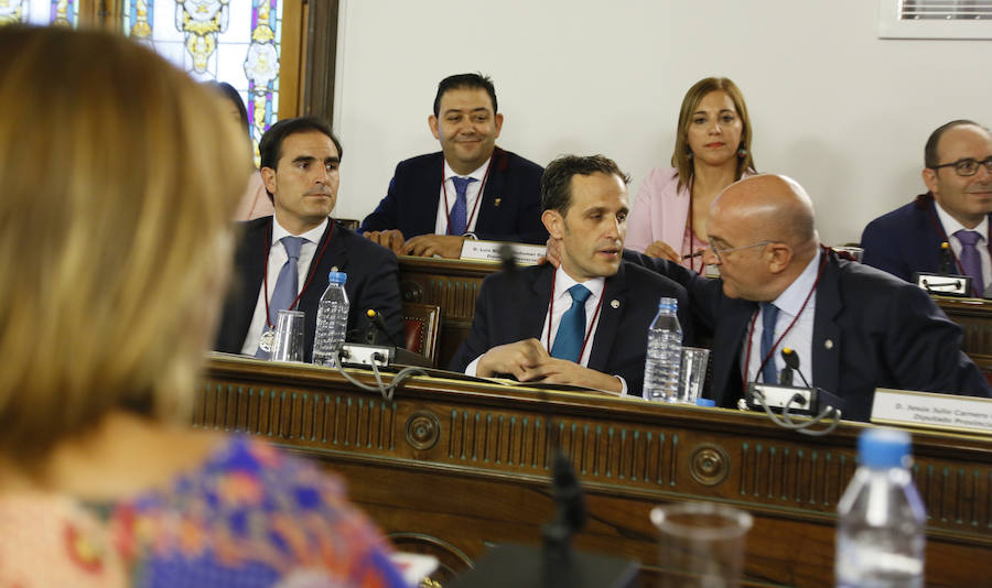 Conrado Íscar toma posesión como presidente de la Diputación de Valladolid. 