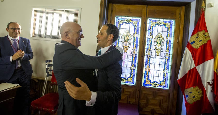 Conrado Íscar toma posesión como presidente de la Diputación de Valladolid. 