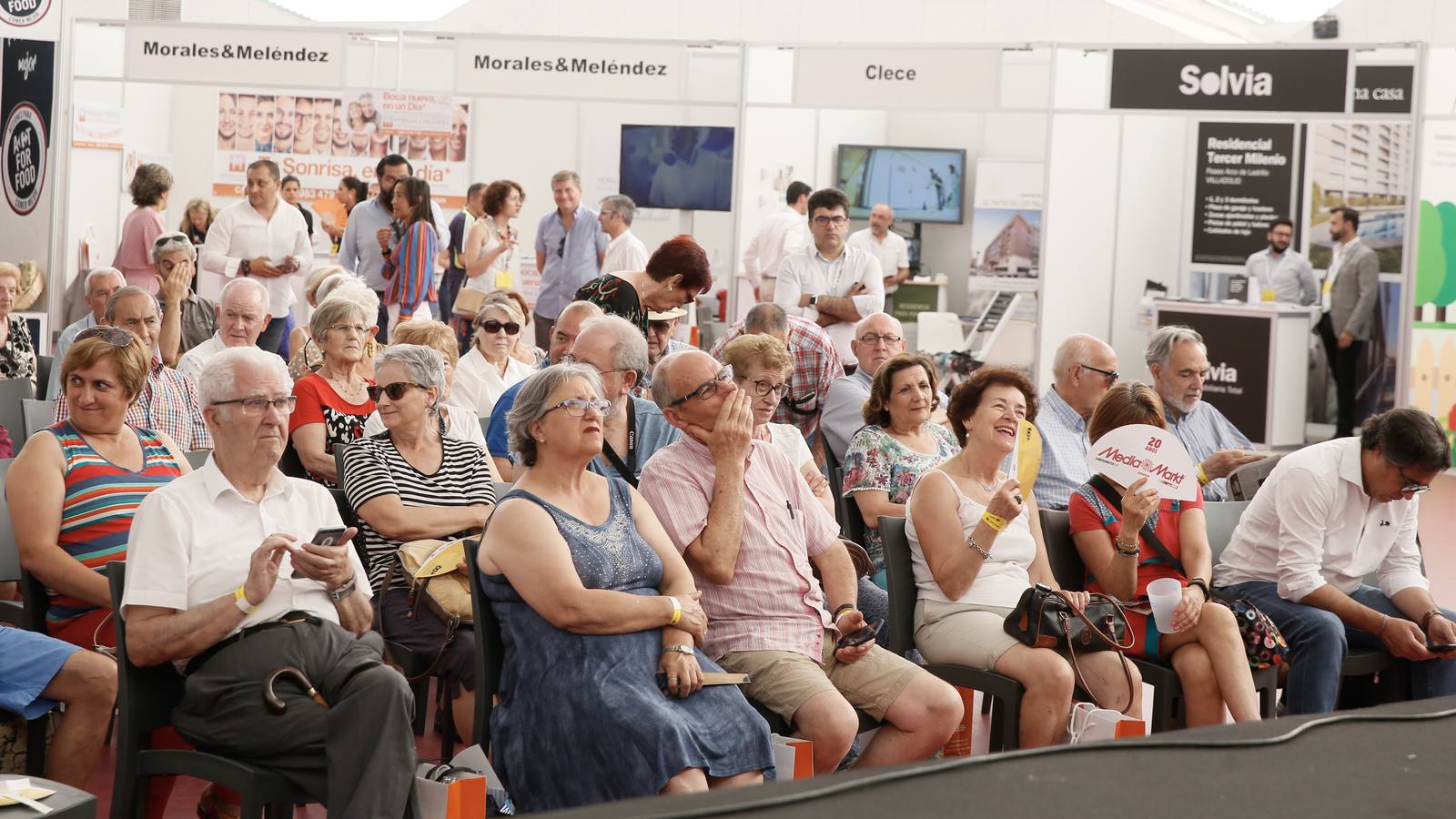 Charlas, conciertos, humor y magia para recibir el verano, con acceso gratuito, y disfrutar de ocio y fiesta en la Cúpula del Milenio de Valladolid