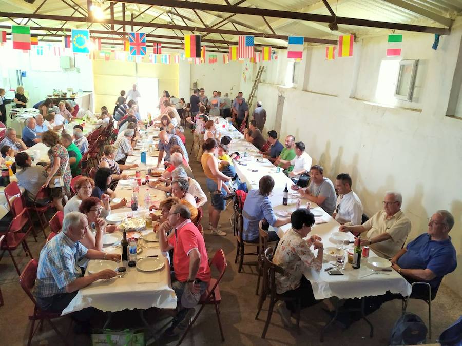 Fotos: Comida popular en Hérmedes de Cerrato