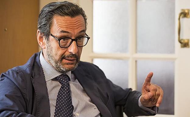 «Las series de televisión sobre abogados no muestran la realidad de la profesión»