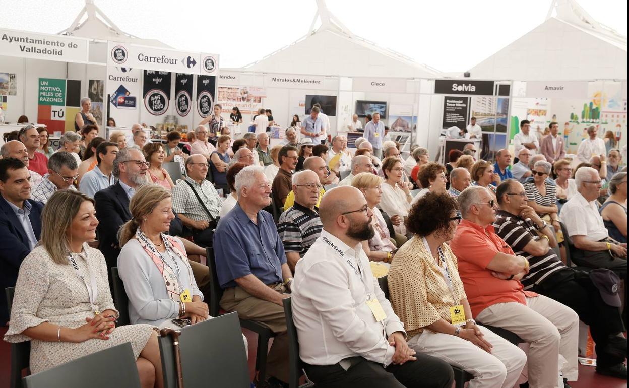 Primera jornada del Festival 60+Activos en la Cúplula del Milenio de Valladolid. 