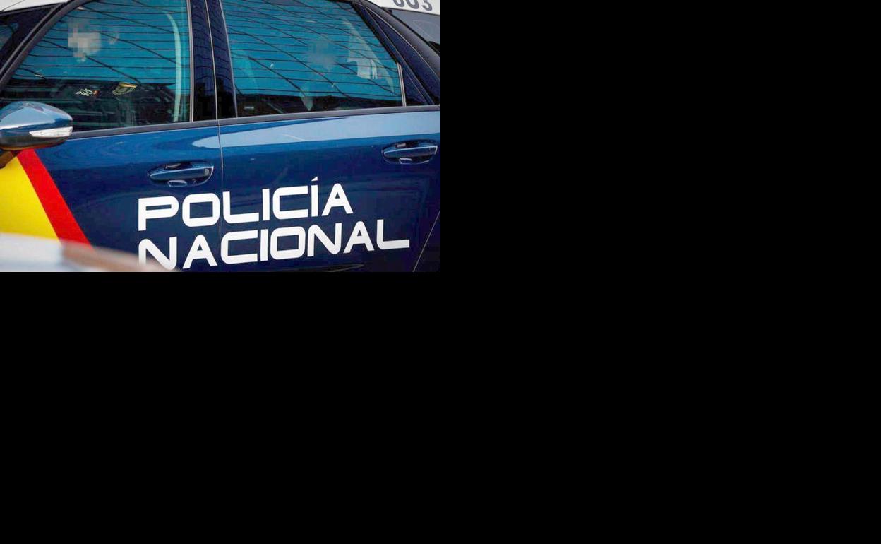 Vehículo de la Policía Nacional de León. 