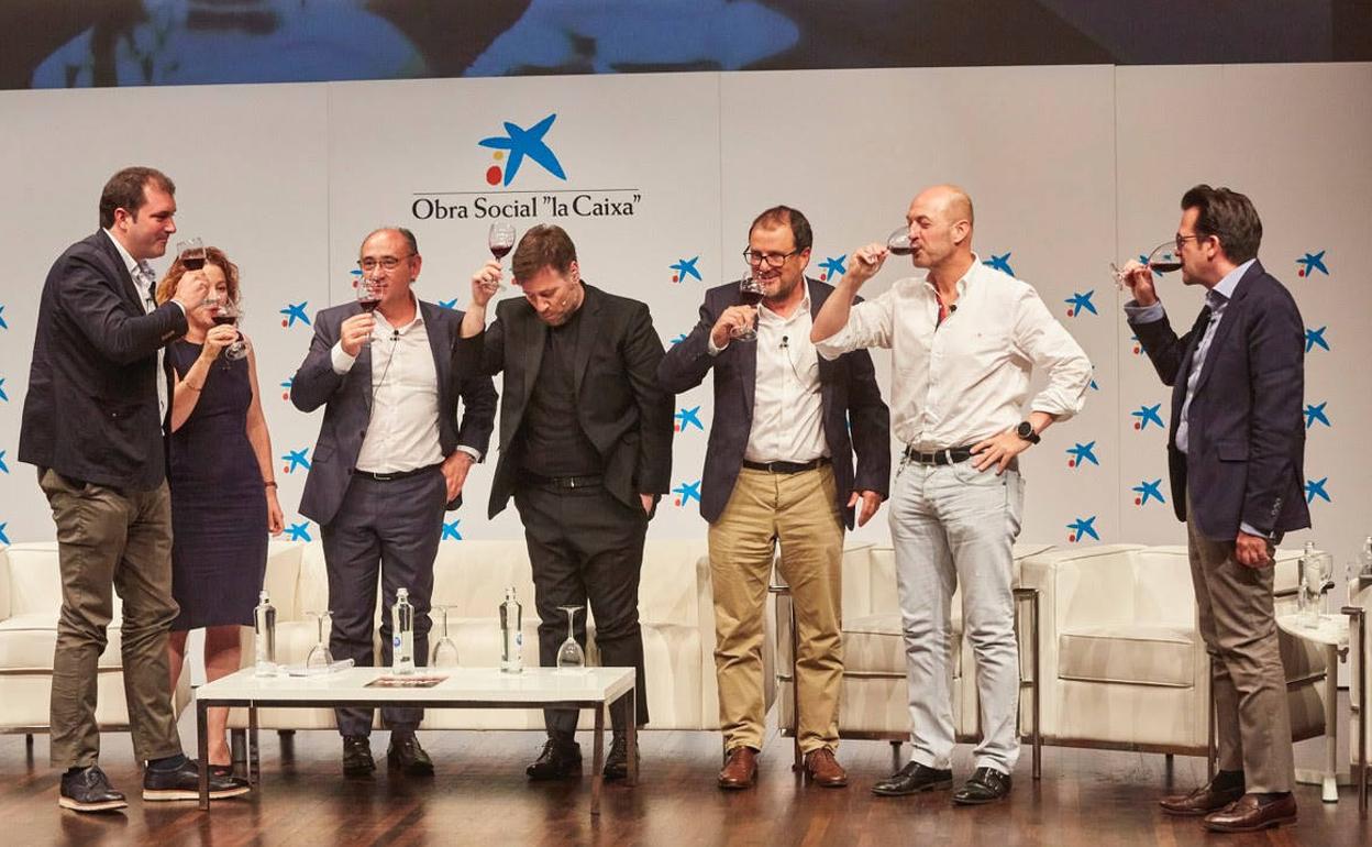 David Palacios, Almudena Alberca, Salvador Manjón, Carlos Latre, Juan Vázquez, el cocinero Íñigo Pérez 'Urrechu' e Ignacio García Magarzo. 