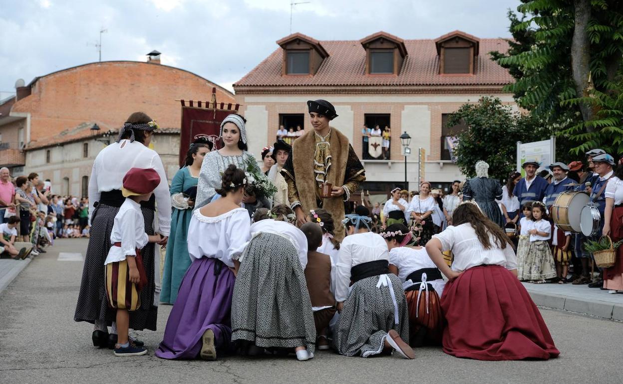 Recreación histórica de la llegada de Carlos V a Mojados