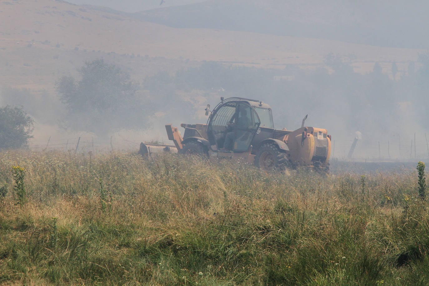 Fotos: Incendio en Trescasas (1)