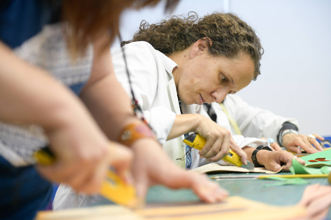 Imágenes del curso de elaboración artesana de un par de zapatos impartido por Rocío Mozo en el Centro Regional de Artesanía de Castilla y León.