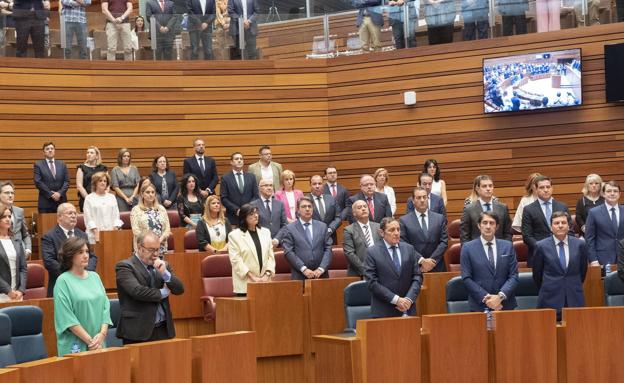 Galería. Jornada de mañana en la sesión de investidura.