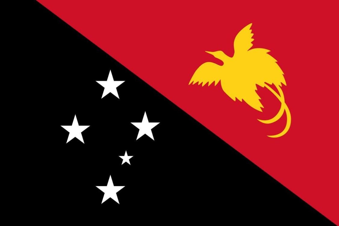 Papúa-Nueva Guinea: se desaconseja el viaje bajo cualquier circunstancia, especialmente a Hela y las provincias en las Southern Highlands, tras el incremento de episodios de luchas tribales y la declaración del estado de emergencia. La situación política y social puede dar lugar a un aumento de la criminalidad y la violencia. Hay riesgo medio de contraer malaria en todo el país, y alto en zonas selváticas.