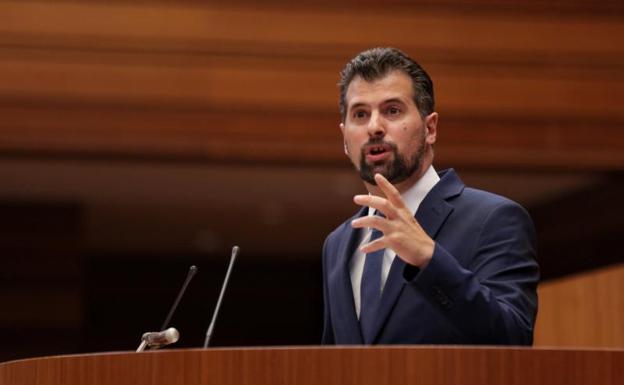 Luis Turanca, durante su intervención en el debate de investidura de las Cortes de Castilla y León. 