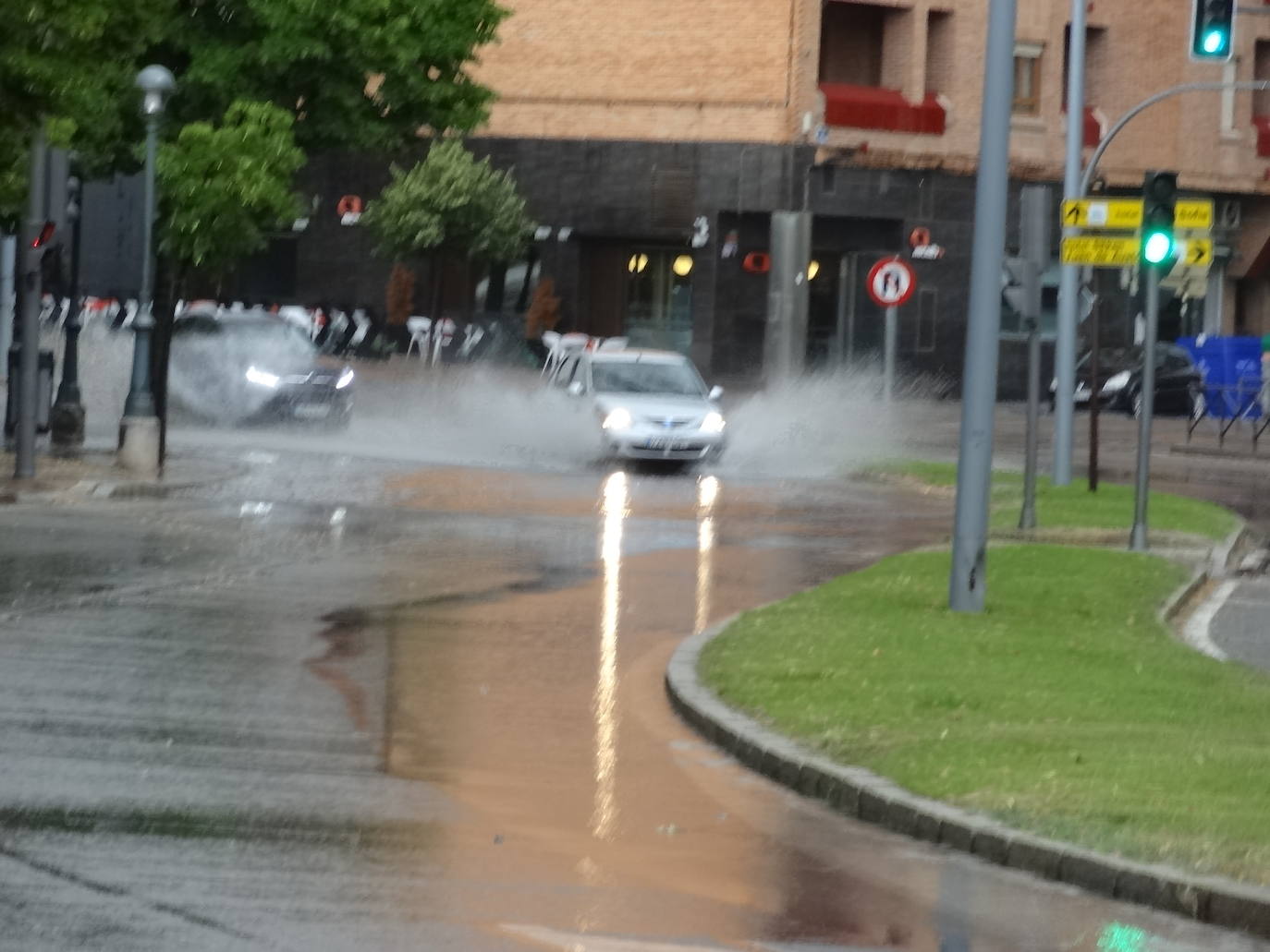 Fotos: Fuertes lluvias este sábado en Valladolid