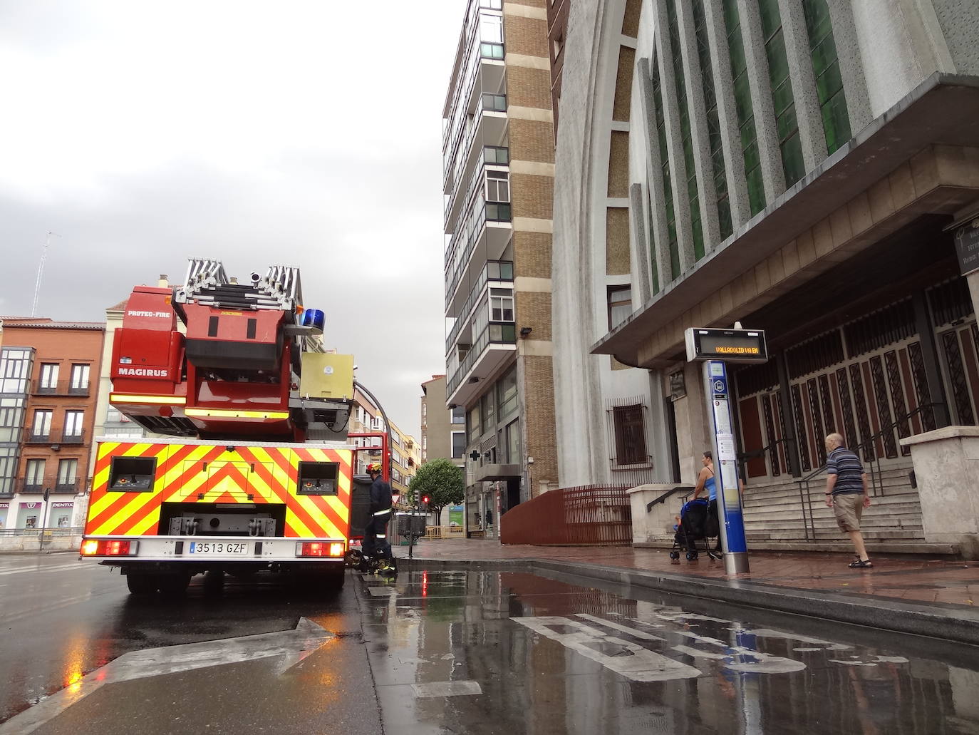 Fotos: Fuertes lluvias este sábado en Valladolid