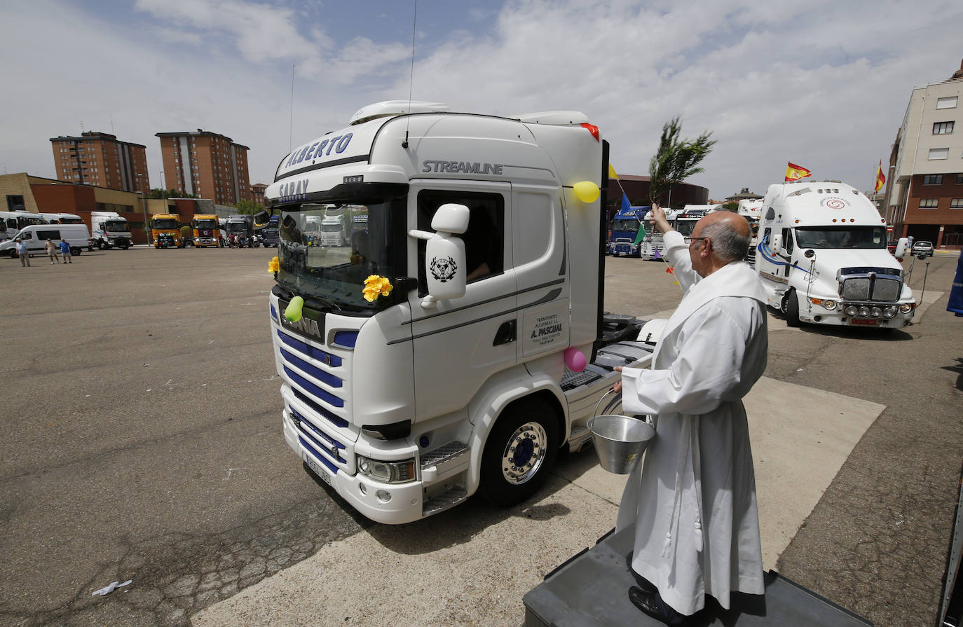 Fotos: Los transportistas de Palencia festejan a su patrón