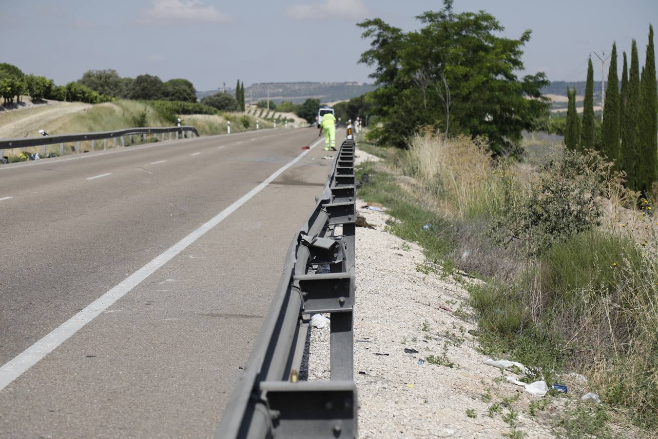 Fotos: Tres heridos en una accidente de tráfico en la carretera N-122 en Valladolid