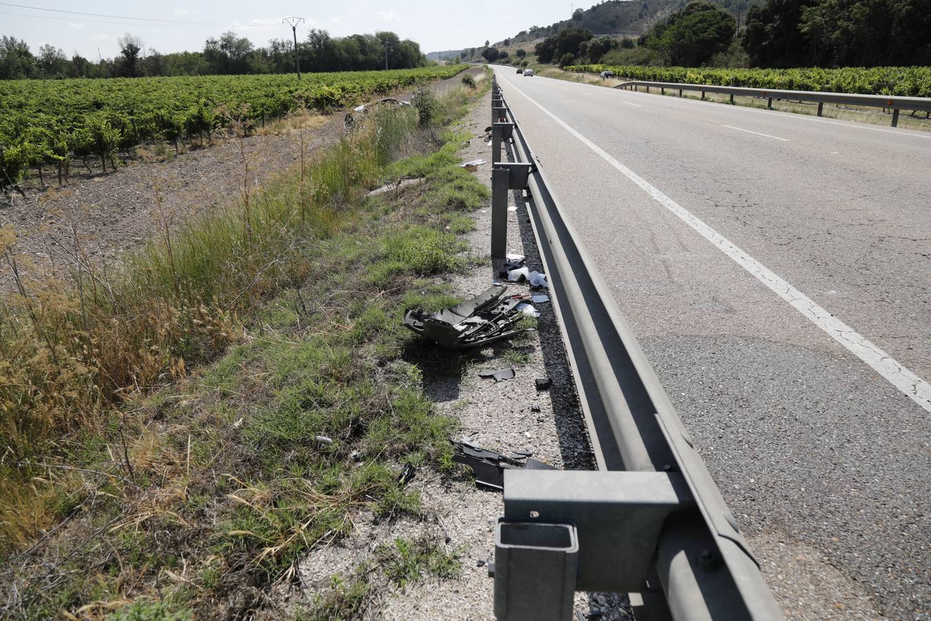 Fotos: Tres heridos en una accidente de tráfico en la carretera N-122 en Valladolid