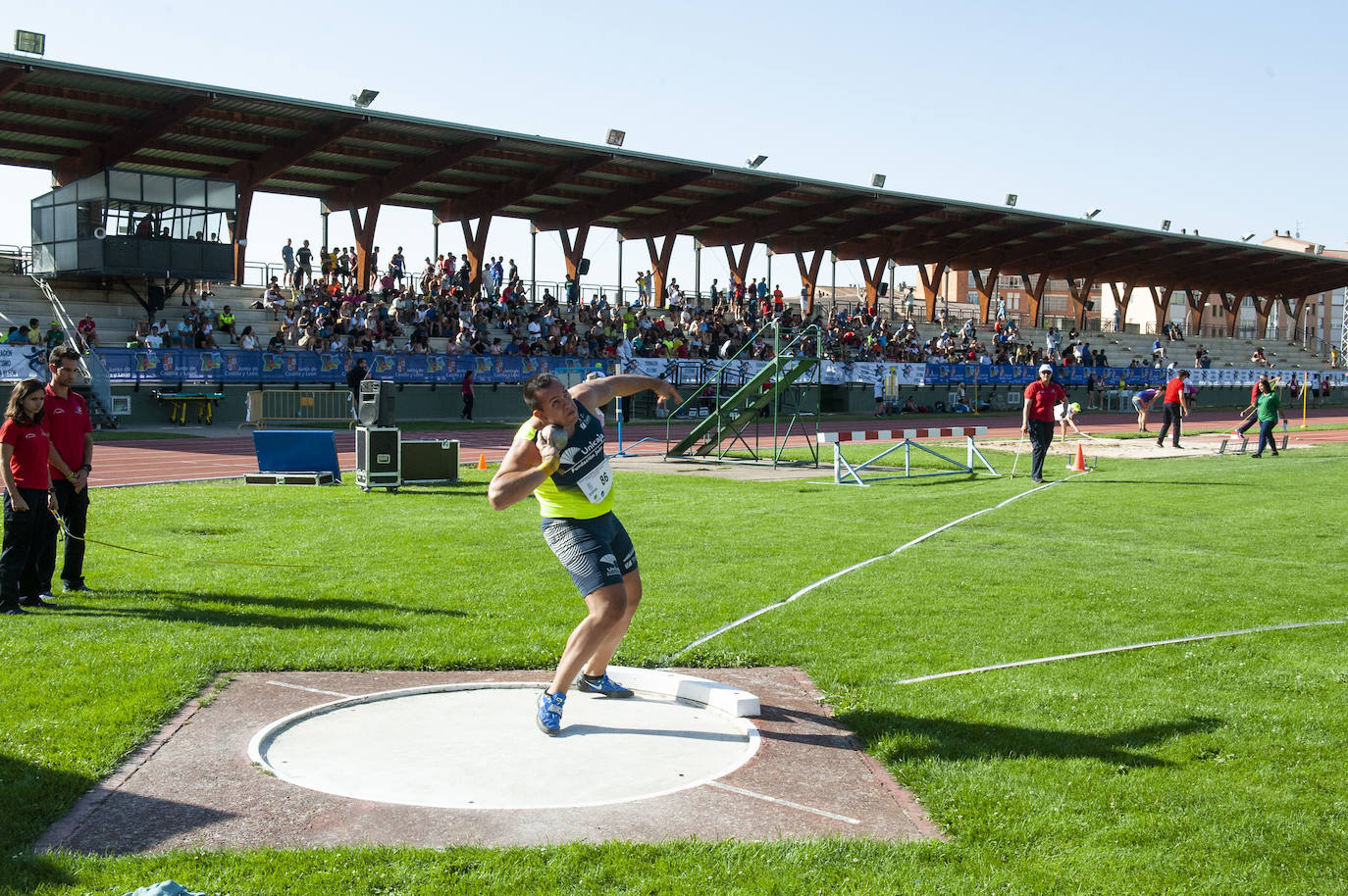 Fotos: Segovia acoge el campeonato autónomico de atletismo