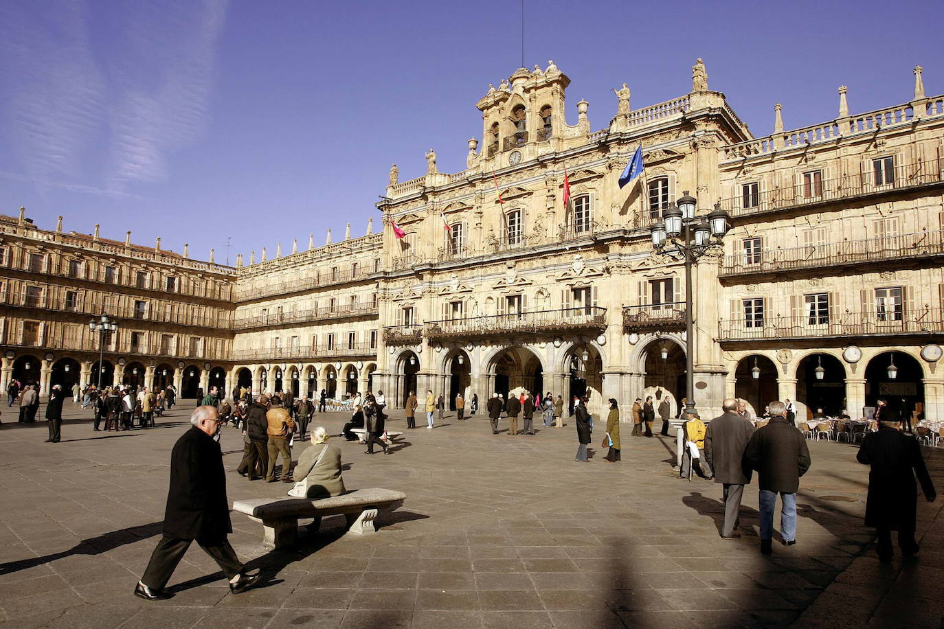 El precio por noche en Salamanca es de 58 euros. 