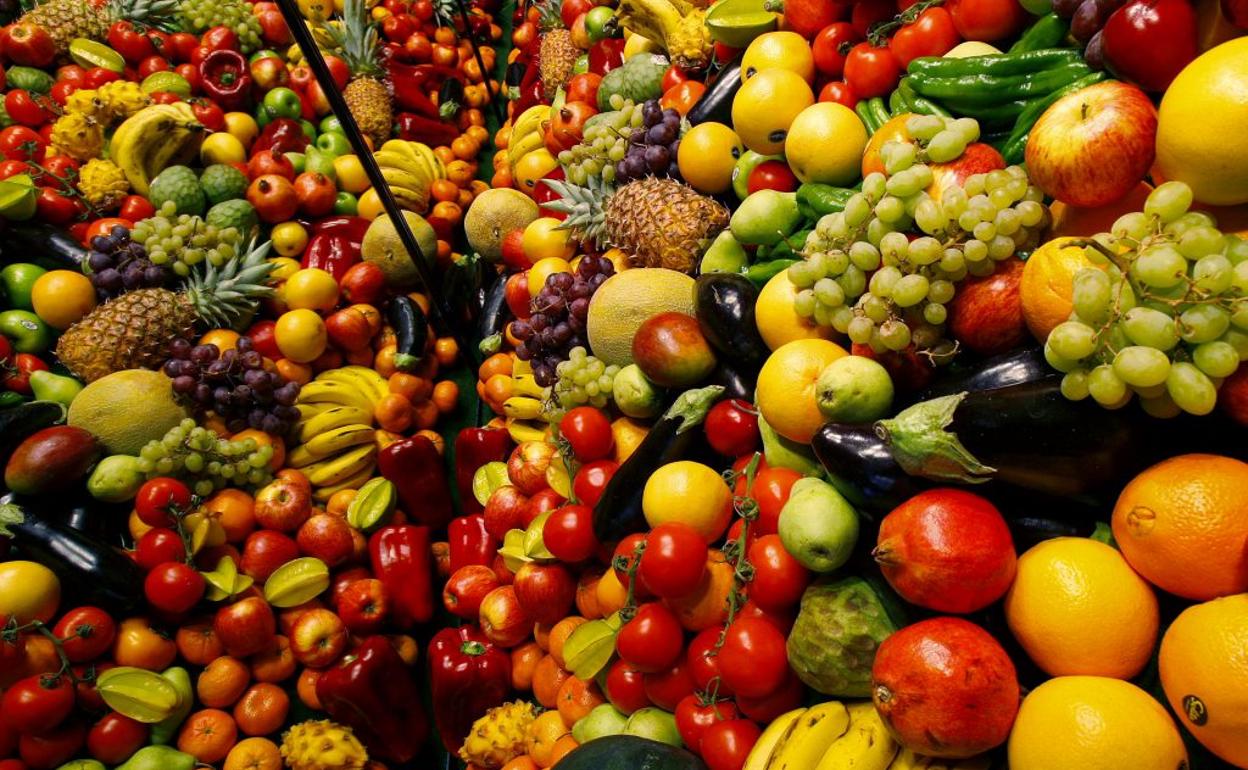 El melón no mata por la noche y otros mitos sobre comer fruta