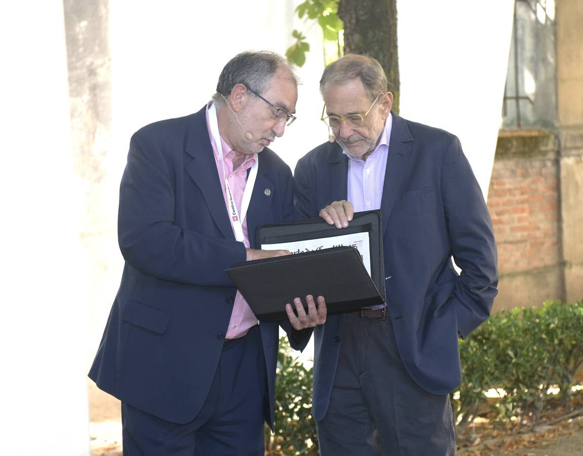 Fotos: Javier Solana inaugura el I Encuentro de Verano de la Universidad de Valladolid