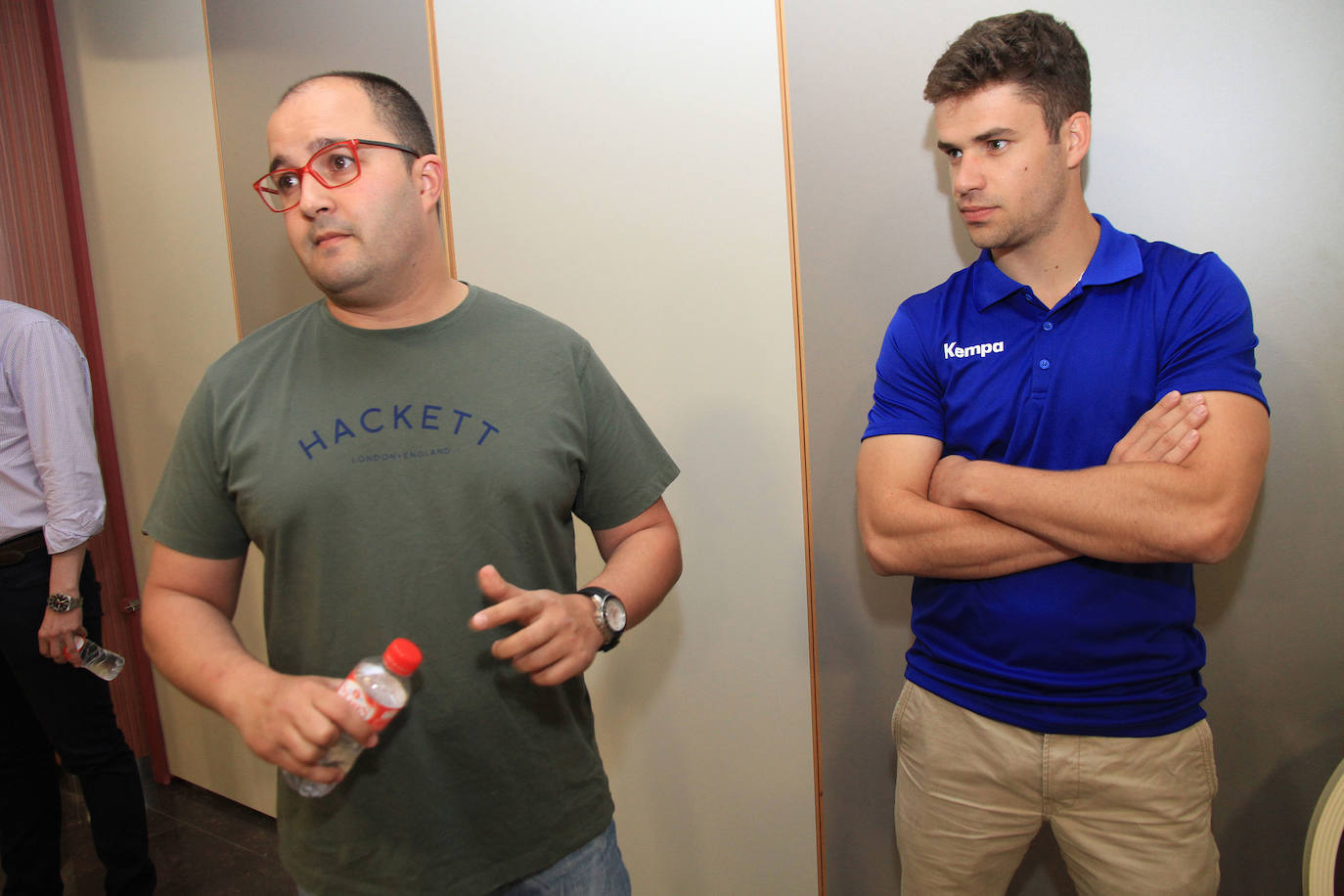 Fotos: Presentación de Rodrigo Pérez Arce en Nava de la Asunción