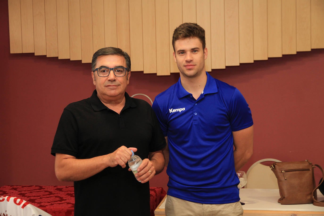 Fotos: Presentación de Rodrigo Pérez Arce en Nava de la Asunción