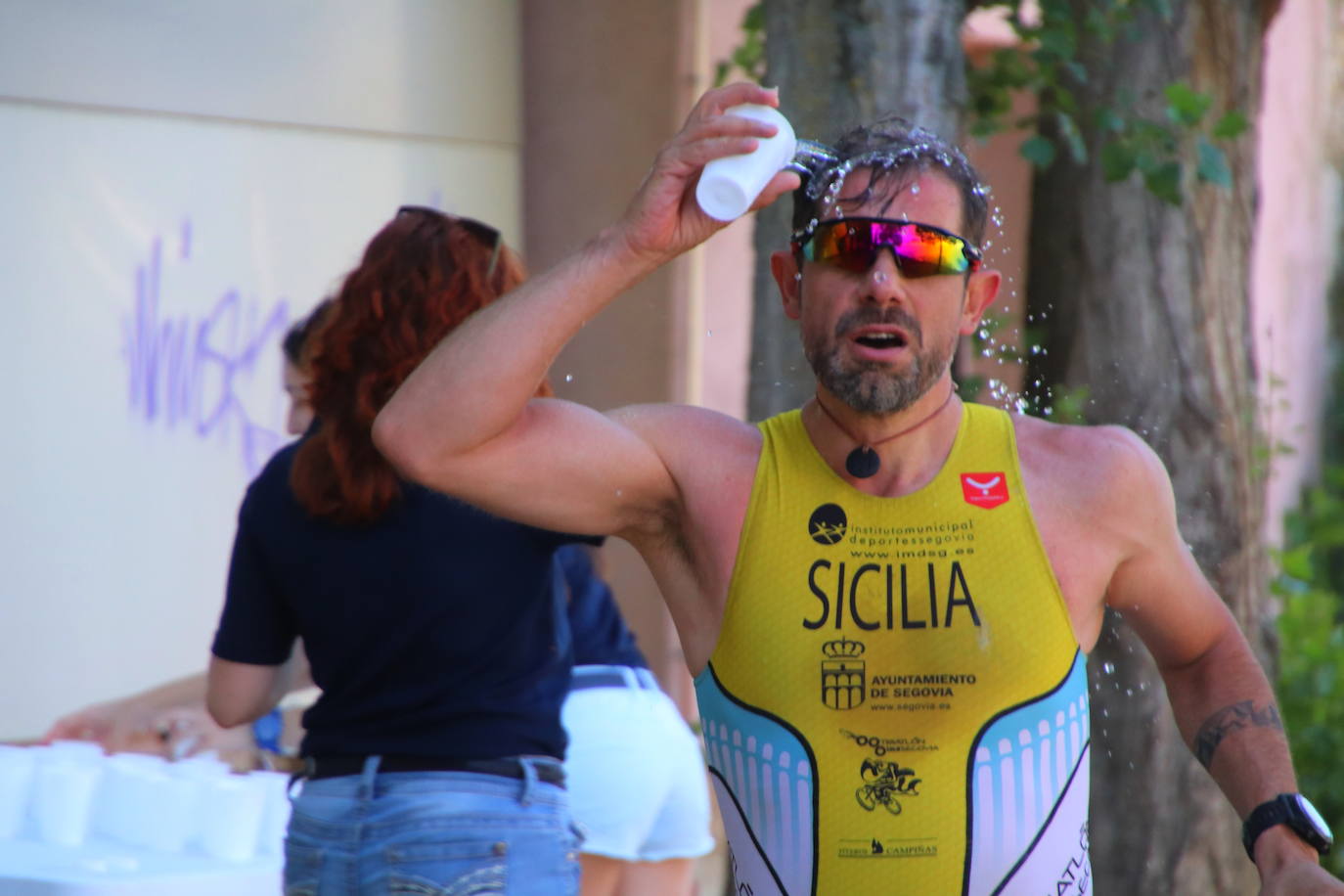 Los recorridos de natación, ciclismo y carrera a pie han discurrido exclusivamente por los caminos de sirga y las aguas de esta infraestructura simbólica de Tierra de Campos