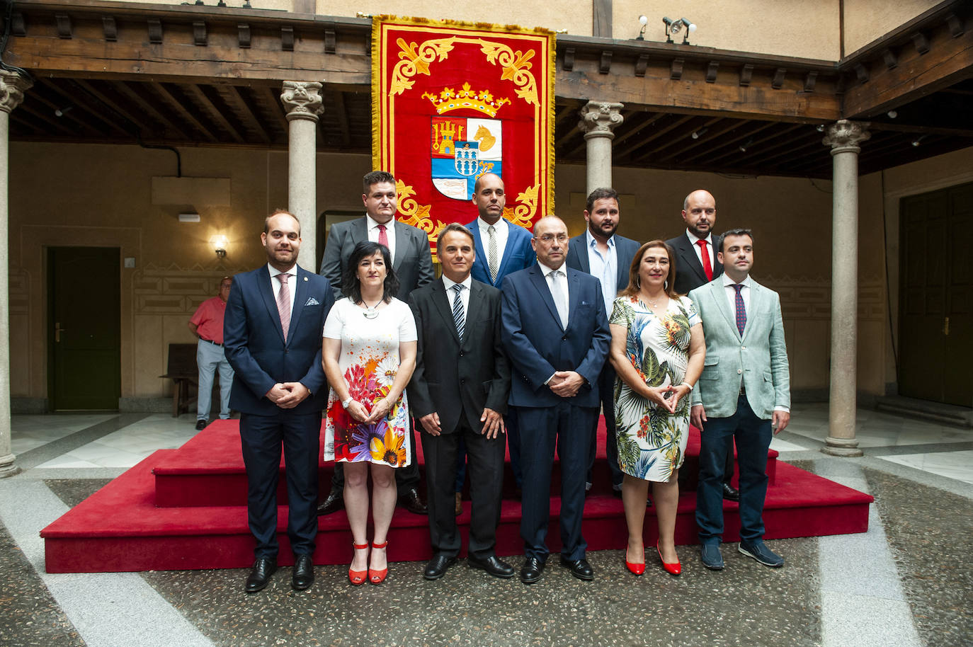 Fotos: Pleno de constitución de la Diputación