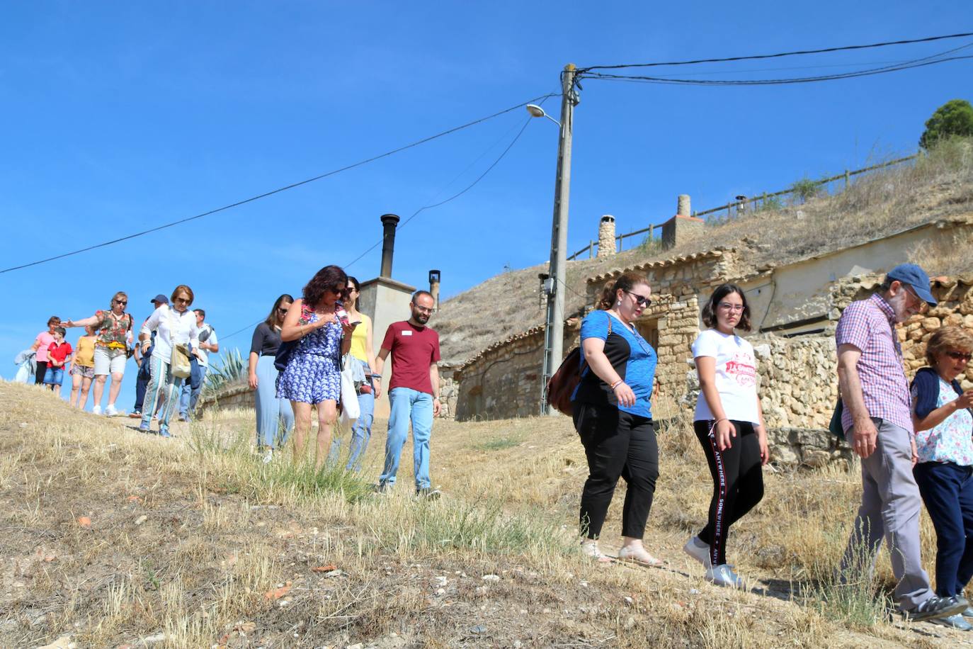 Fotos: Dueñas Promociona sus Bodegas y Cuevas