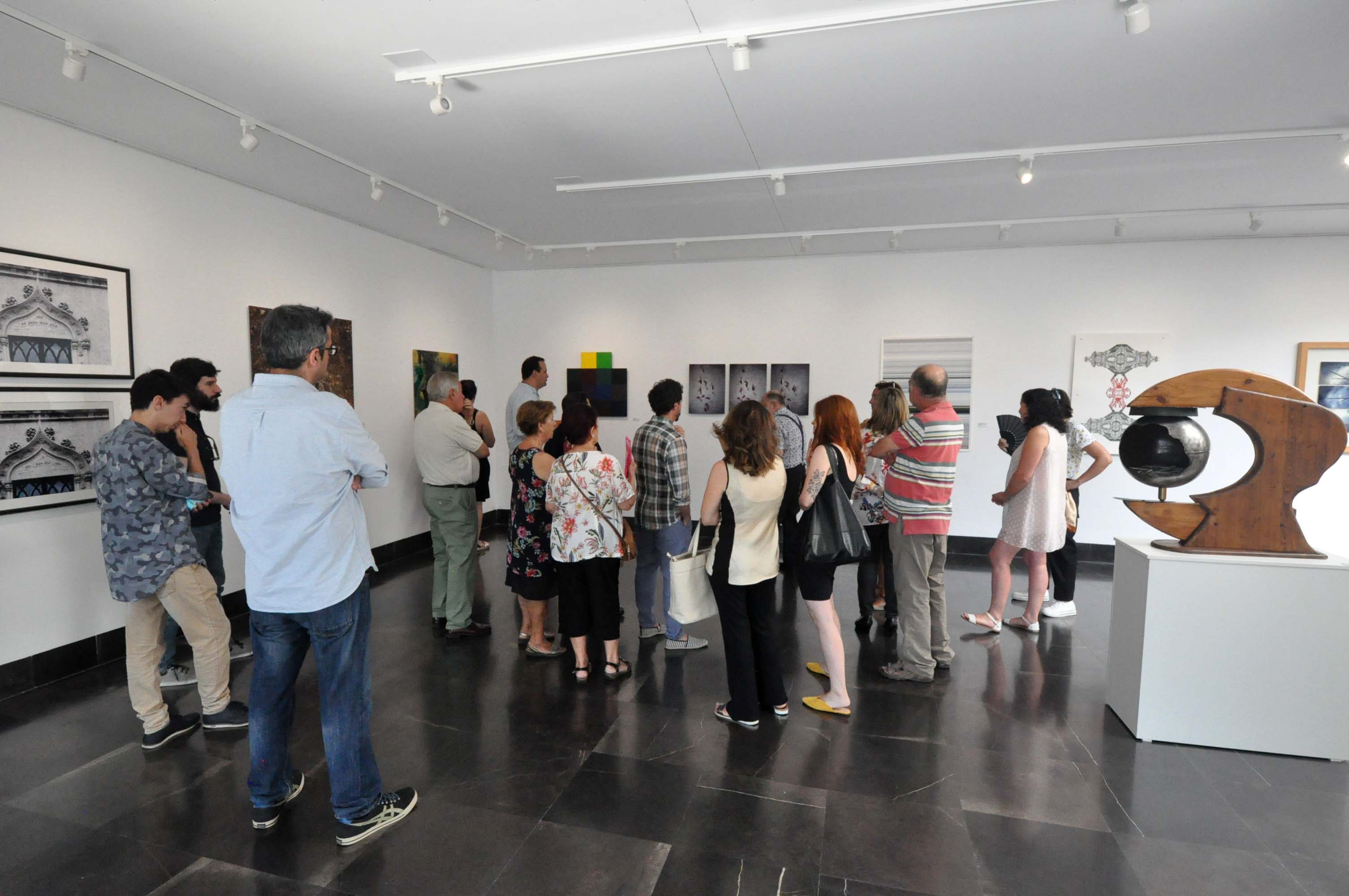 Las actividades lúdicas conviven con exhibiciones y una ruta de 60 kilómetros