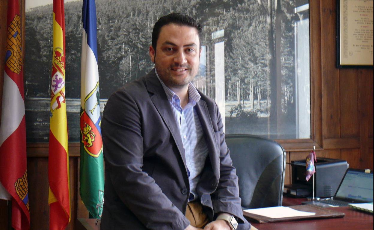 El alcalde de El Espinar, Javier Figueredo. 