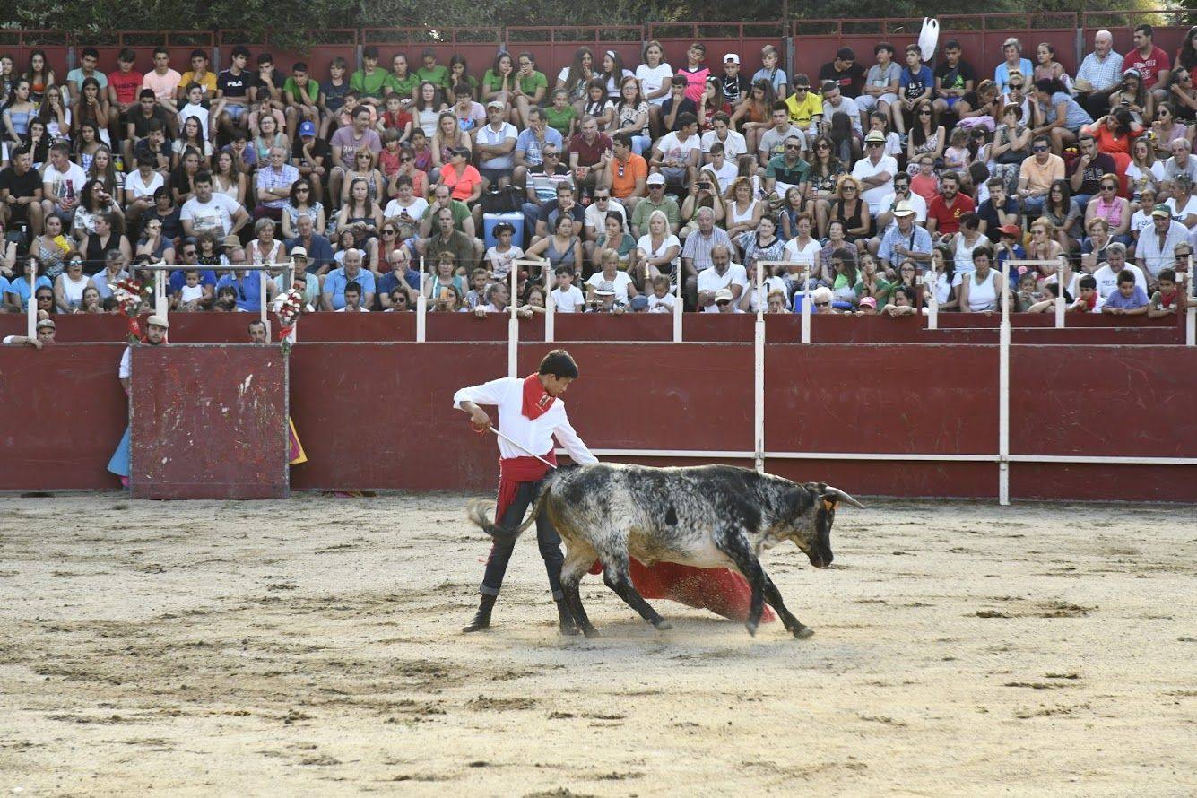 Fotos: Becerrada de la fiesta de los quintos en San Rafael