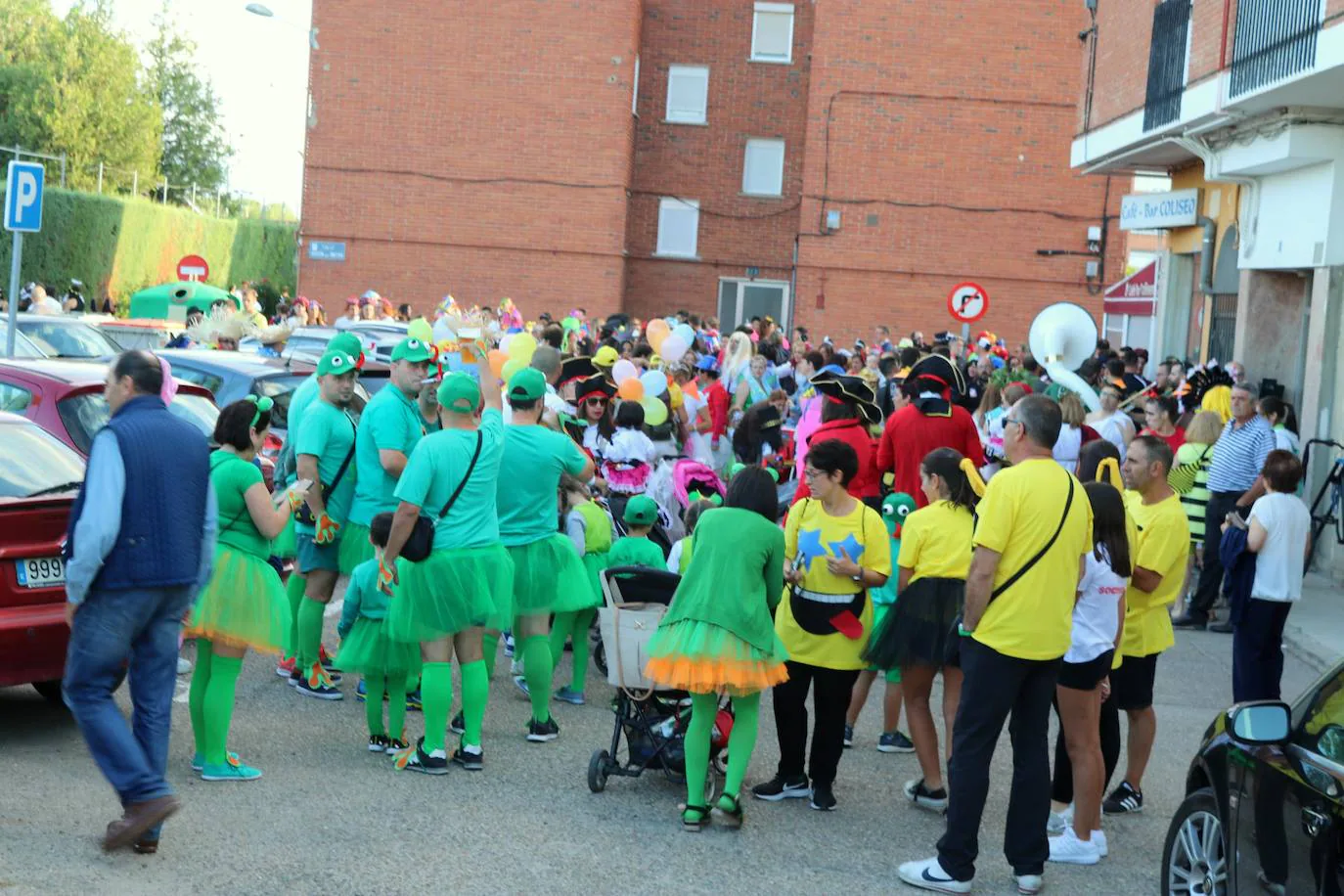 Fotos: Dueñas se disfraza con su décimo carnaval de verano