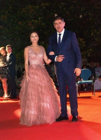 Íscar daba inicio oficial a sus Fiestas Populares de Agosto con el acto de proclamación, mediante la coronación e imposición de banda acreditativa, de Eva Peña Chico, Erika Gutiérrez Queiros y Paula Solís Pérez como Reinas de las Fiestas 2019.