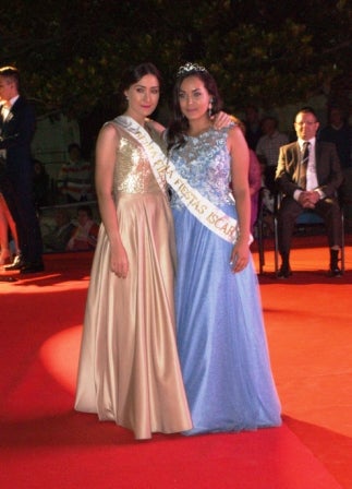 Íscar daba inicio oficial a sus Fiestas Populares de Agosto con el acto de proclamación, mediante la coronación e imposición de banda acreditativa, de Eva Peña Chico, Erika Gutiérrez Queiros y Paula Solís Pérez como Reinas de las Fiestas 2019.