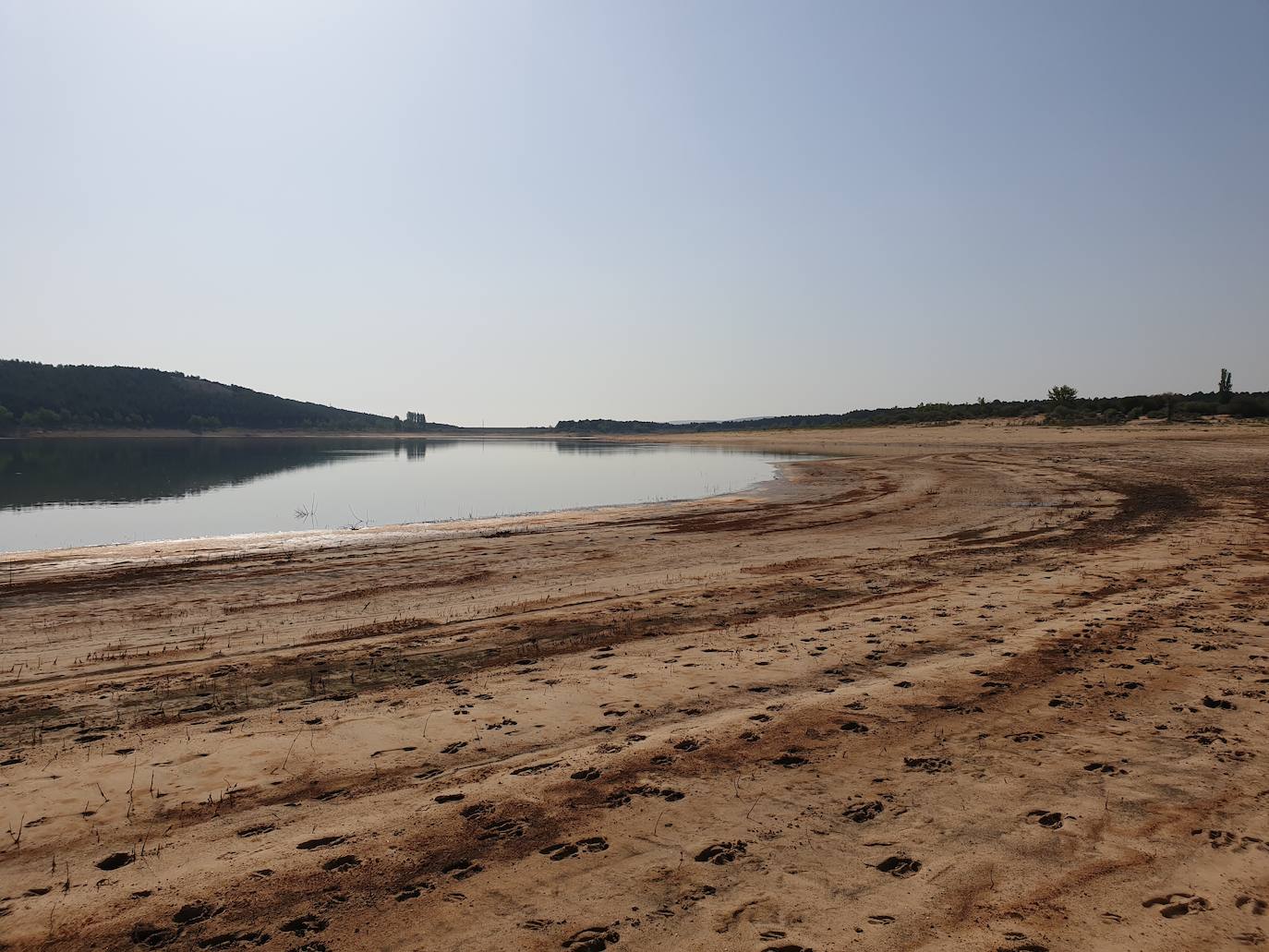 Fotos: La sequía produce estragos en el embalse de Aguilar de Campoo