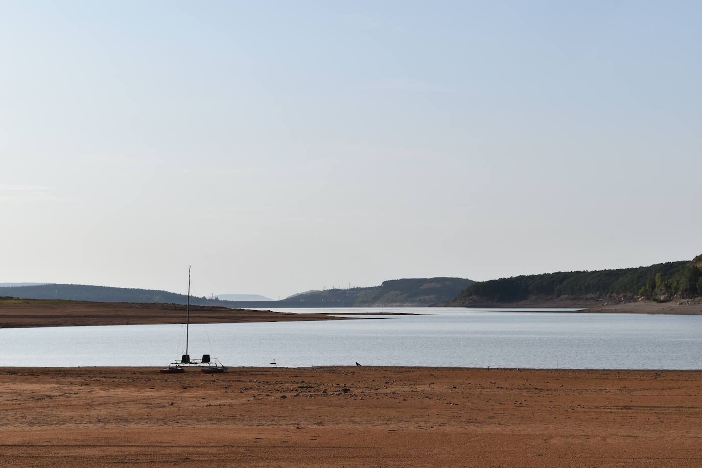 Fotos: La sequía produce estragos en el embalse de Aguilar de Campoo