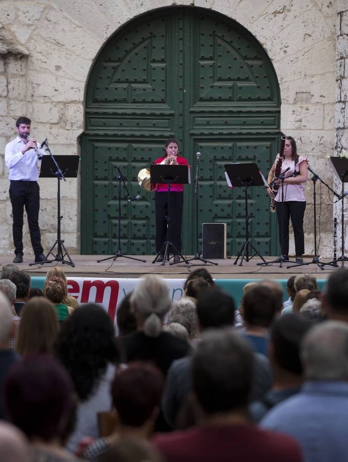 Fotos: El quinteto Respira inaugura el certamen Emplazados en el Atrio de Santiago